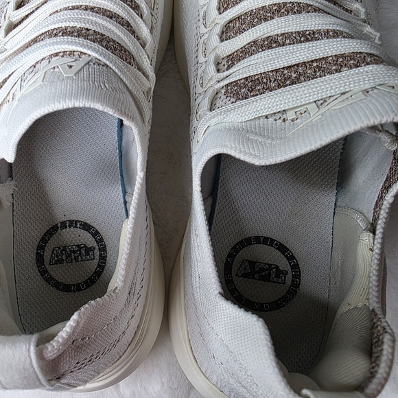 APL Mens White and Tan Sneakers - Picture 5 of 16